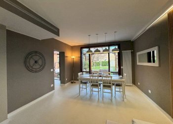 Salone - Villa Bifamiliare Via Mohandas Gandhi, Granarolo dell'Emilia - foto 8