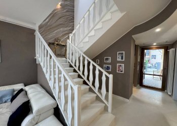 Scala - Villa Bifamiliare Via Mohandas Gandhi, Granarolo dell'Emilia - foto 21