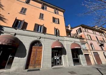 Facciata - Trilocale Piazza Ulisse Aldrovandi, Bologna (zona Centro Storico) - foto 3