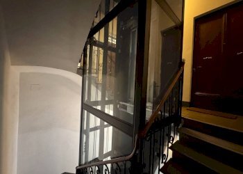 Interno palazzo - Trilocale Piazza Ulisse Aldrovandi, Bologna (zona Centro Storico) - foto 7