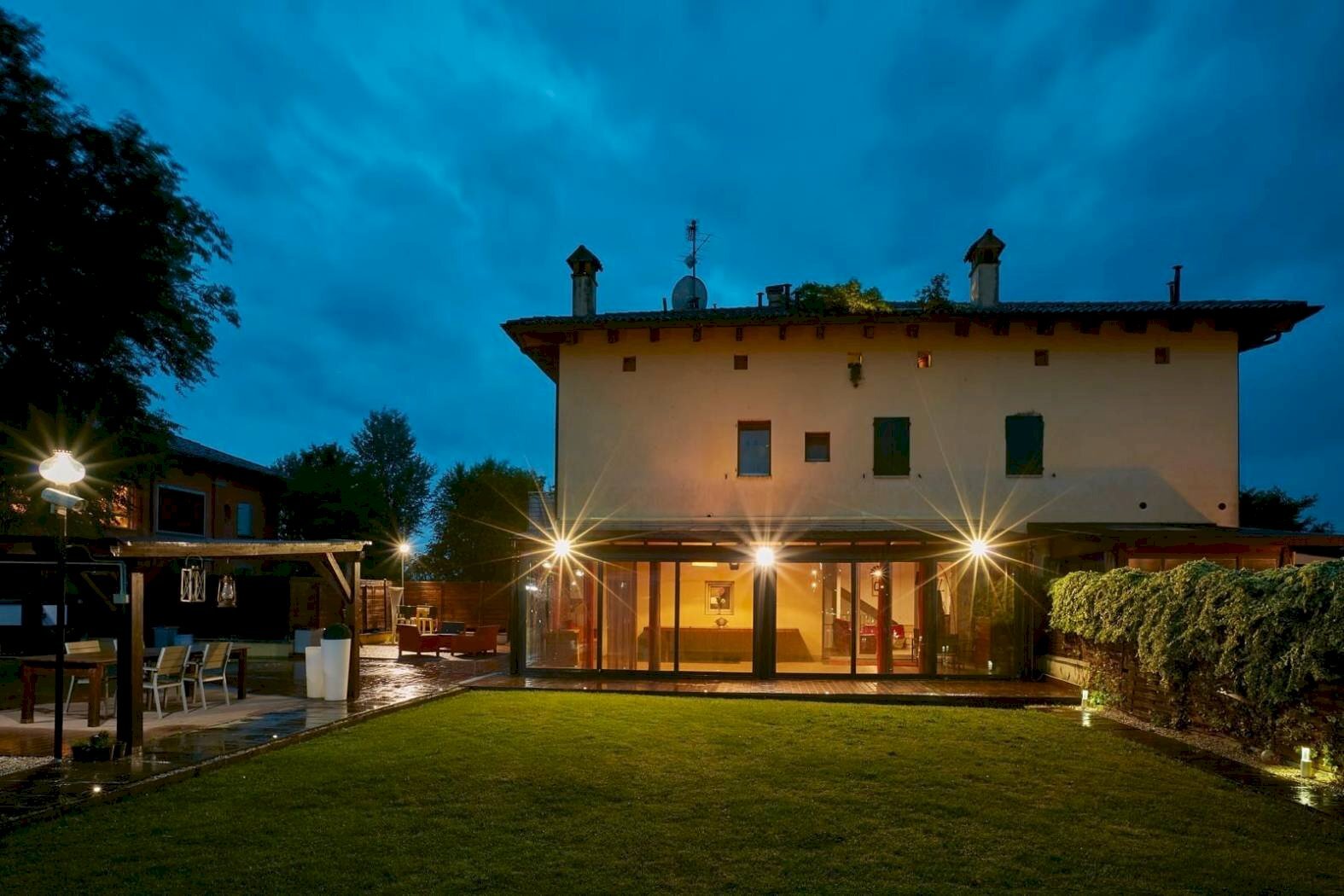 Facciata - Villa a Schiera Via Balda, Bologna - foto 2