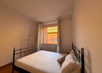 Camera da letto - Bilocale Via degli Usberti, Bologna (zona Centro Storico) - foto 7