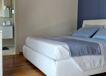 Camera da letto - Single Family Villa Via Cavaioni, Bologna (neighborhood Colli) - photo 31