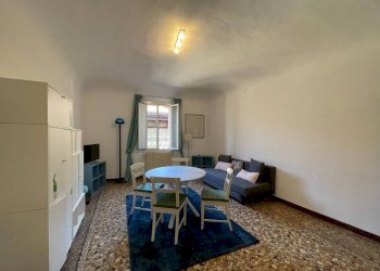 Salone - Bilocale Via Massimo d'Azeglio, Bologna (zona Saragozza) - foto 1