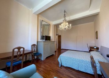 Camera da letto - Bilocale Via Massimo d'Azeglio, Bologna (zona Saragozza) - foto 10