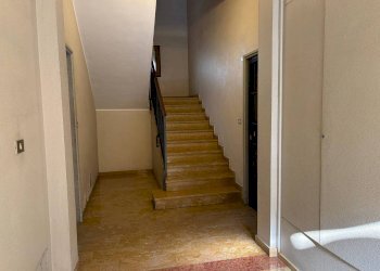 Interno palazzo - Bilocale Via Emilia Levante, Bologna (zona Mazzini) - foto 13