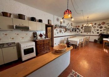 Cucina - Villa Unifamiliare Via Vittime Rapido 904, San Benedetto Val di Sambro - foto 55