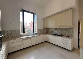 Cucina - Appartamento Via delle Rose, Bologna (zona Colli) - foto 10
