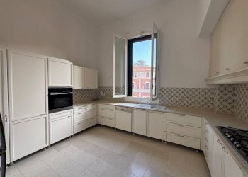 Cucina - Appartamento Via delle Rose, Bologna (zona Colli) - foto 11