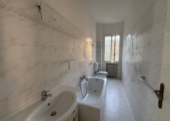 Bagno - Appartamento Via delle Rose, Bologna (zona Colli) - foto 12