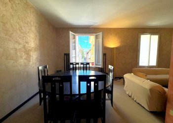 Salone - Appartamento Via San Petronio Vecchio, Bologna (zona Santo Stefano) - foto 4