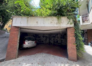 Posto macchina - Appartamento Via San Petronio Vecchio, Bologna (zona Santo Stefano) - foto 29