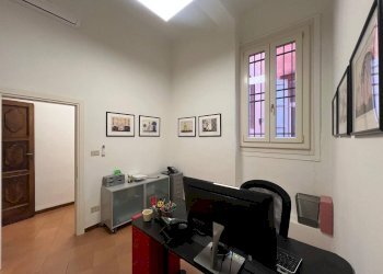 Ufficio - Ufficio Via Castiglione, Bologna (zona Santo Stefano) - foto 8