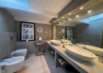 Bagno - Single Family Villa Corso Ercole I d'Este, Ferrara - photo 55