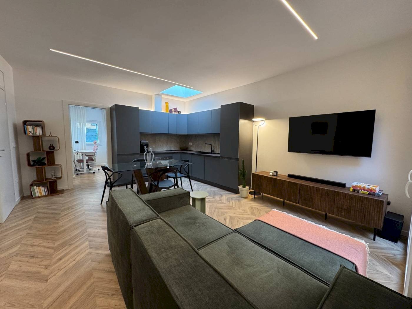 Salone - Two-room apartment Via Pianoro, Bologna (neighborhood Murri) - photo 2