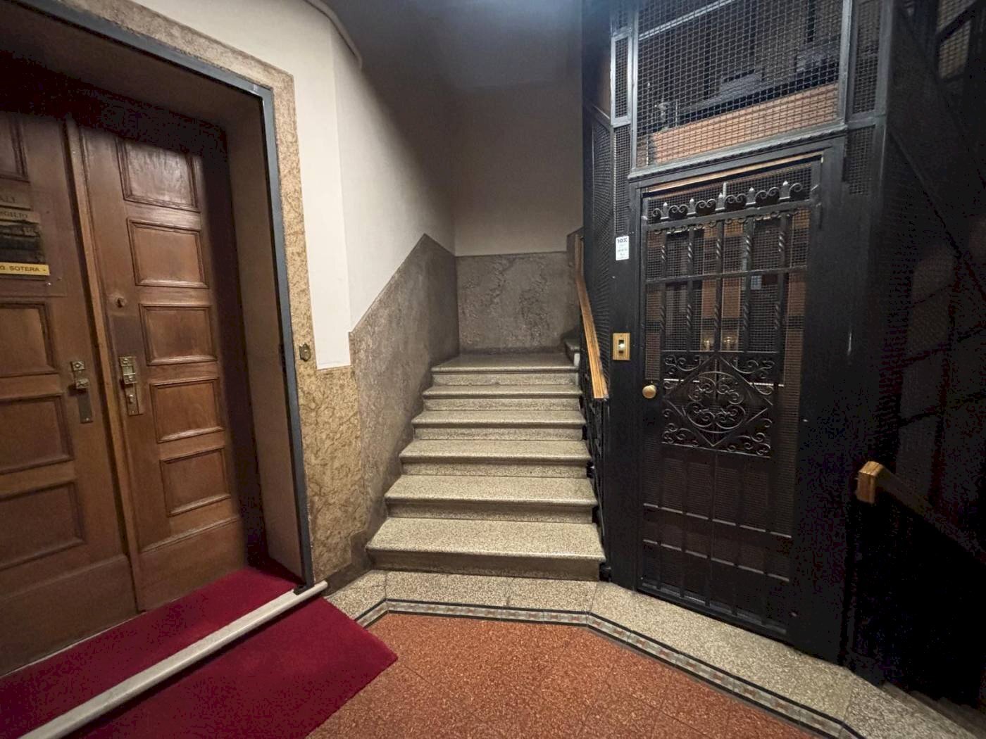 Interno palazzo - Office Via Alfonso Rubbiani 3, Bologna (neighborhood Castiglione) - photo 3