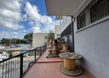 Balcone - Capannone Via Flaminia 116, Rimini - foto 2