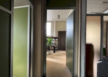 Interno palazzo - Capannone Via Flaminia 116, Rimini - foto 12