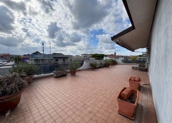 Terrazzo - Capannone Via Flaminia 116, Rimini - foto 18