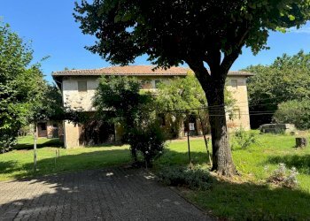 Facciata - Casa Colonica Via Caduti per la Libertà 99, Castenaso - foto 4