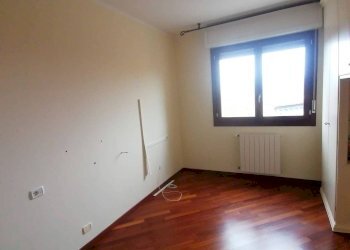 Camera da letto - Apartment Via Fontana 4, Pianoro - photo 36