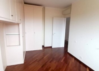 Camera da letto - Apartment Via Fontana 4, Pianoro - photo 38