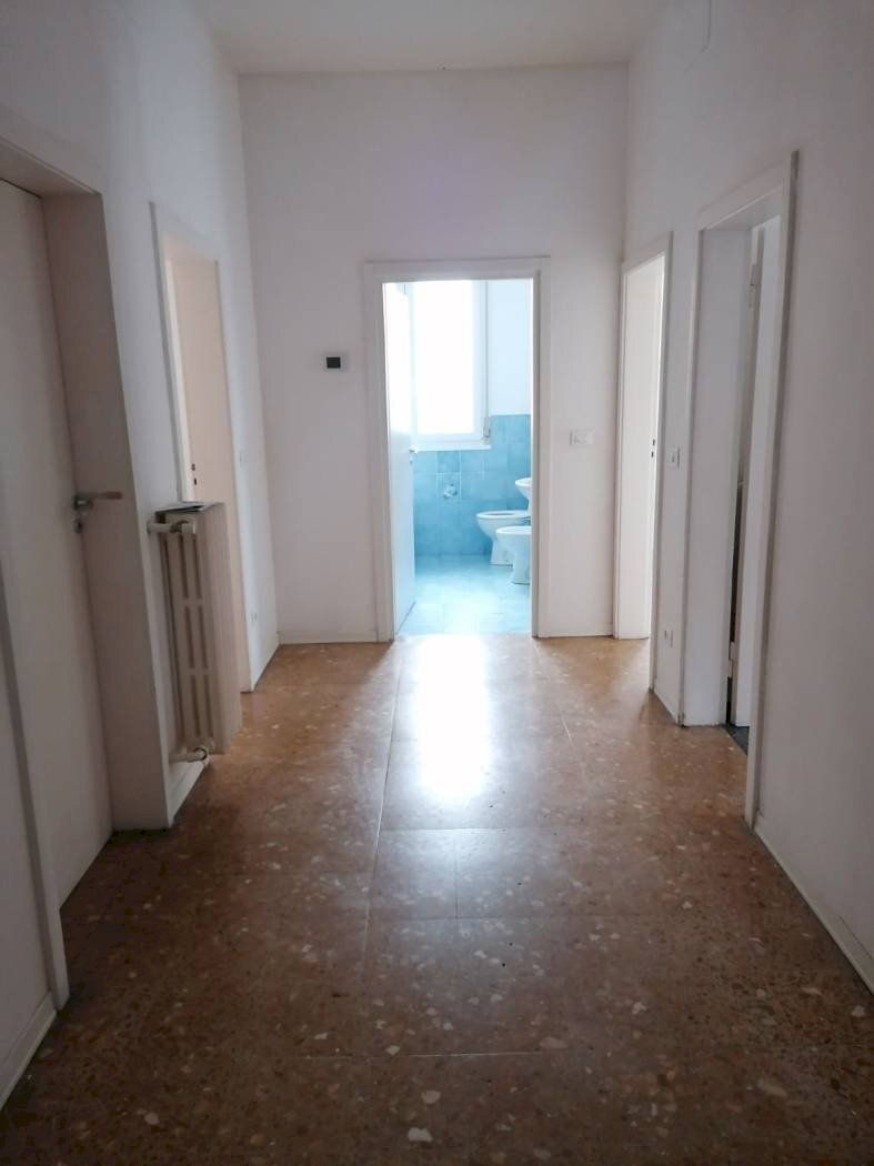 Corridoio - Appartamento Via Saragozza 167, Bologna (zona Saragozza) - foto 3