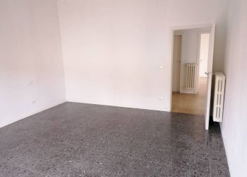 Stanza non arredata - Appartamento Via Saragozza 167, Bologna (zona Saragozza) - foto 8