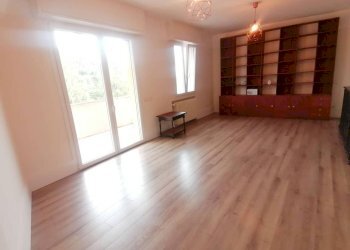 Salone - Appartamento Via degli Scalini 3/5, Bologna (zona Colli) - foto 3