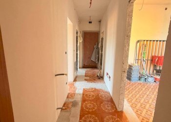 Corridoio - Appartamento Via Giovanni Casoni 10, Bologna (zona Bolognina) - foto 15