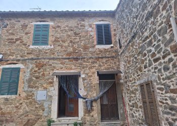Facciata - Townhouse Località Poggio Murella, Manciano - photo 2