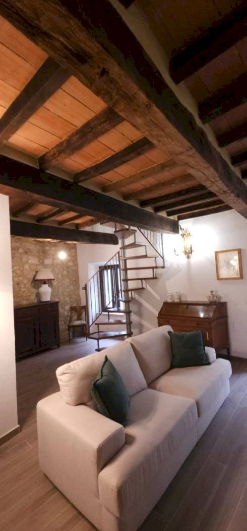 Salone - Appartamento Via della Cisterna, Semproniano - foto 2