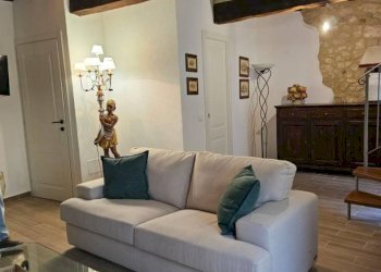 Salone - Appartamento Via della Cisterna, Semproniano - foto 47