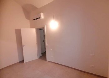 Camera da letto - Appartamento Via Giuseppe Mazzini 24, Bologna (zona Massarenti) - foto 53