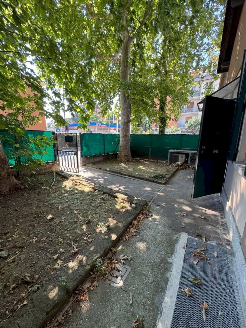 Giardino - Appartamento Via Benvenuto Cellini 2, Bologna (zona Massarenti) - foto 3