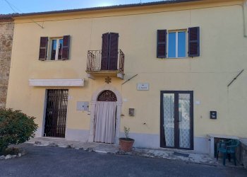 Facciata - Townhouse Via Giuseppe Mazzini, Semproniano - photo 2