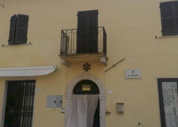 Facciata - Townhouse Via Giuseppe Mazzini, Semproniano - photo 5