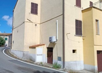 Facciata - Townhouse Via Giuseppe Mazzini, Semproniano - photo 22
