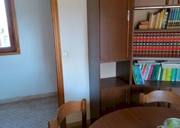 Stanza arredata - Townhouse Via Giuseppe Mazzini, Semproniano - photo 42