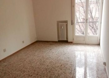 Camera da letto - Appartamento Via della Grada 11, Bologna (zona San Felice) - foto 10