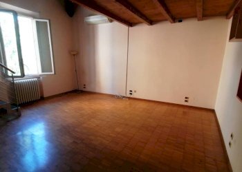 Stanza non arredata - Townhouse Via Frassinago 2, Bologna (neighborhood Saragozza) - photo 7