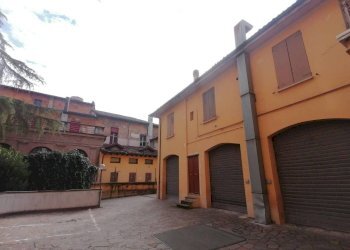 Cortile interno - Townhouse Via Frassinago 2, Bologna (neighborhood Saragozza) - photo 46