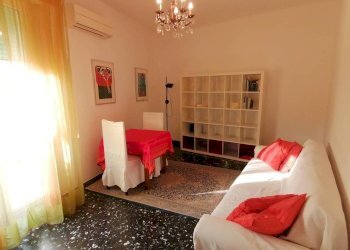 Soggiorno - Appartamento Via del Pratello 31, Bologna (zona San Felice) - foto 8