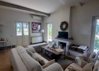 Salone - Single Family Villa Strada Provinciale Campigliola, Manciano - photo 12