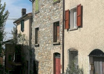 Facciata - Stabile - Palazzo Via Roma 17, Monte Grimano Terme - foto 4