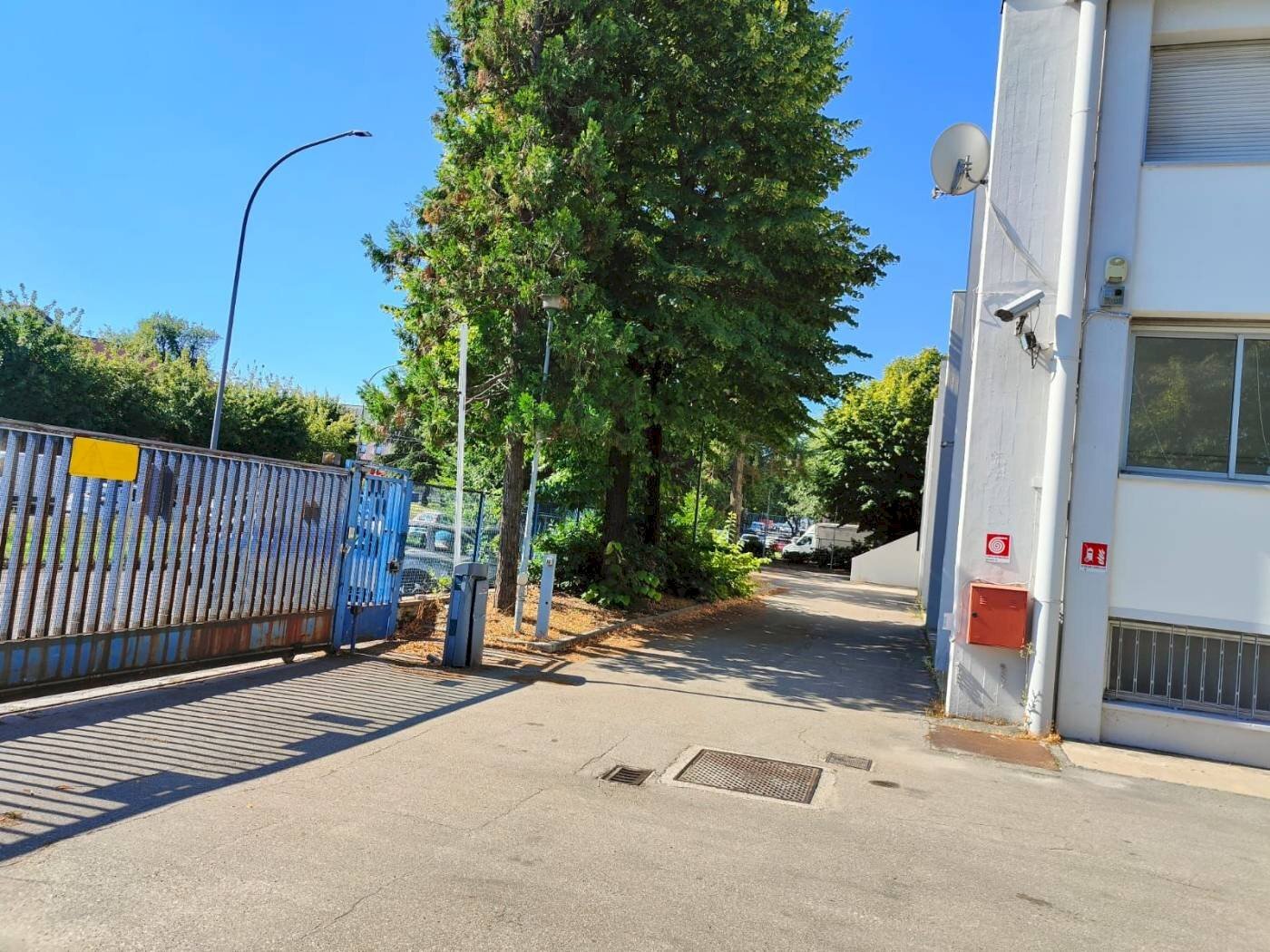 Zona - Ufficio Via dell'Elettricista, Bologna (zona San Vitale) - foto 2