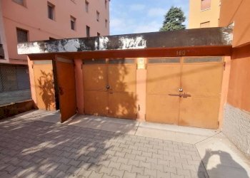 Posto macchina - Box Via San Donato 160/3, Bologna (zona San Donato) - foto 2