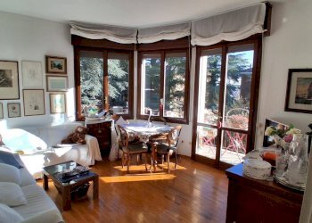 Soggiorno - Trilocale Via Domenico Cimarosa 11, Bologna (zona San Ruffillo) - foto 2