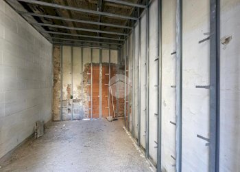 Three-room apartment Via Colonnello Giovanni Bettoja, Caluso - photo 11