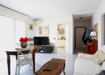Four-room apartment Via dell'Artigiano, Calderara di Reno - photo 3